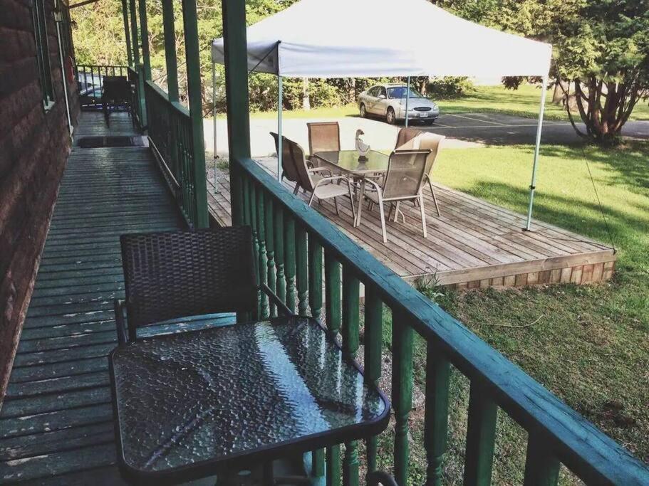 Cozy & Porches For Intimate Weddings Reunions